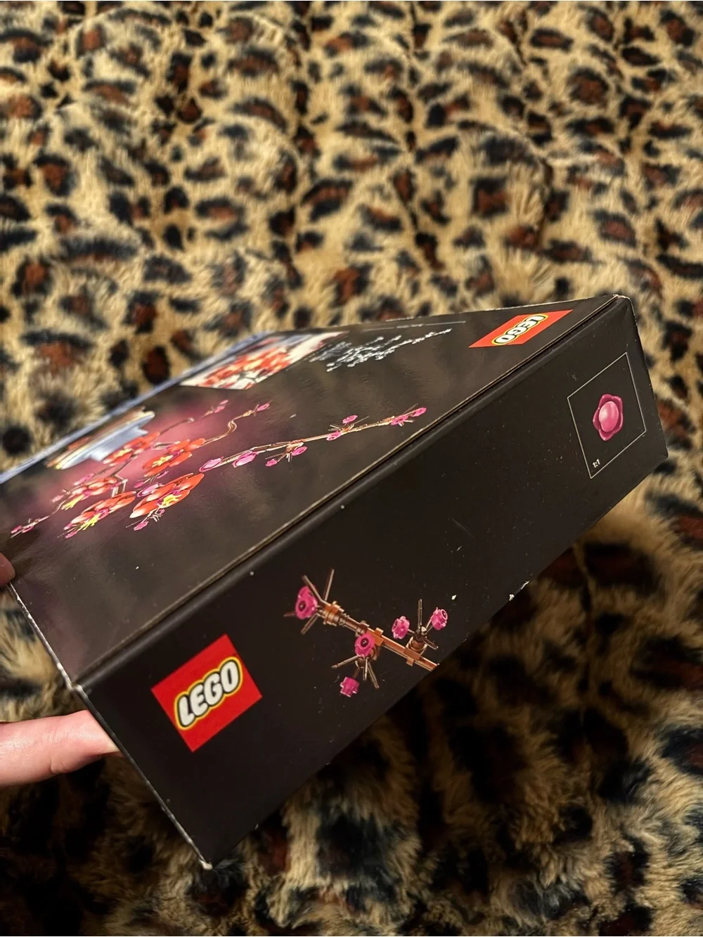 LEGO Plum Blossom Botanical - Picture 4 of 5